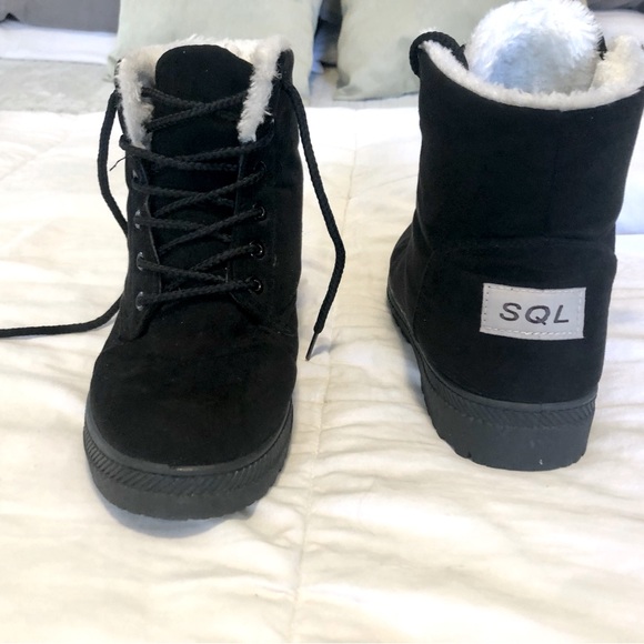 SQL winter boots - Picture 1 of 3